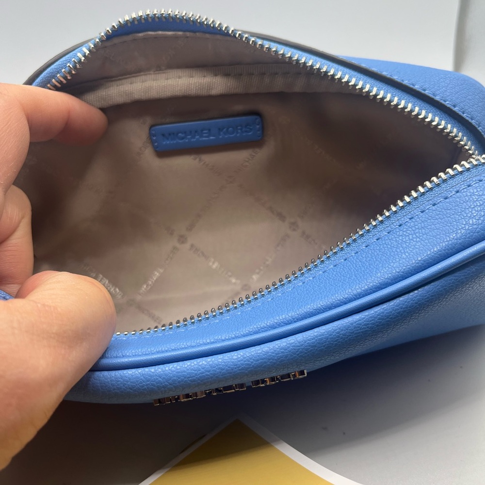 NEW MICHAEL KORS GIFTABLES SOUTH PACIFIC BLUE MEDIUM LEATHER MAKEUP/ PENCIL CASE - Picture 4 of 8